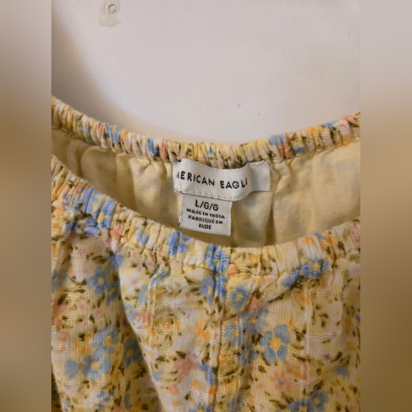 American Eagle Over The Shoulder Floral Puff Sleeve Top‎ - Picture 2 of 5